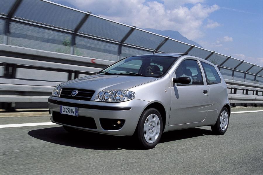  Fiat Punto 3-Door (188) 2003 года  (фото 20 из 30)